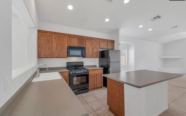 Building Photo - 2924 Riarosa Ct