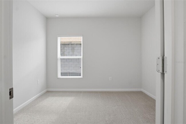 Building Photo - 724 Cantaberry Dr