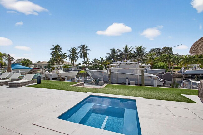 Building Photo - 12 Leeward Cir