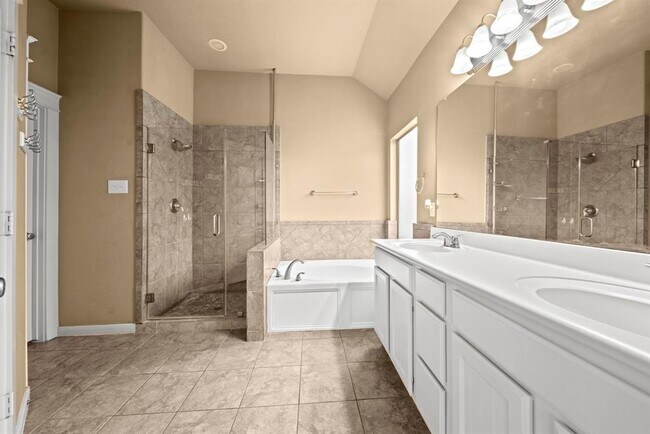 Building Photo - 1615 Claytons Bend Ct