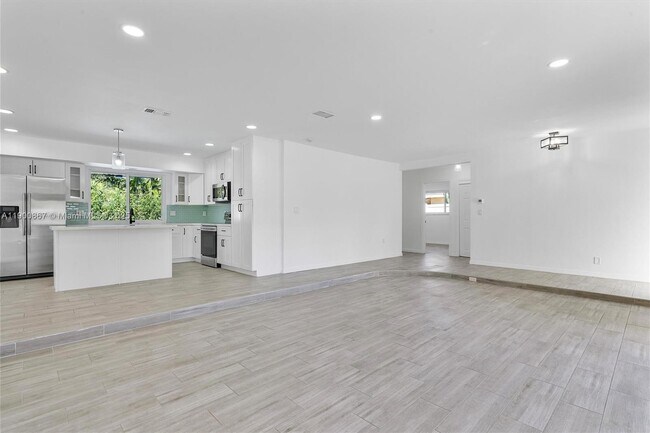 Building Photo - 4309 Jackson St