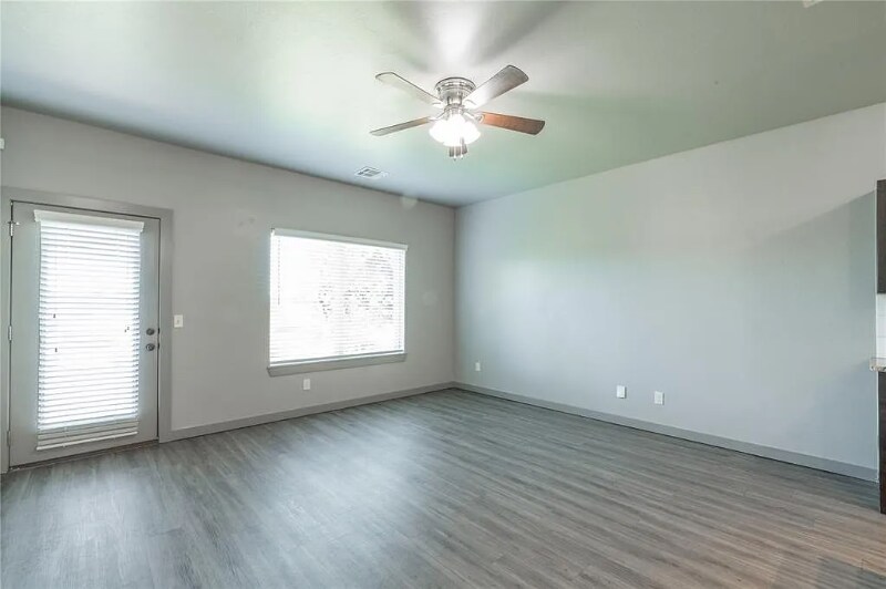 Building Photo - 604 NW 175th St