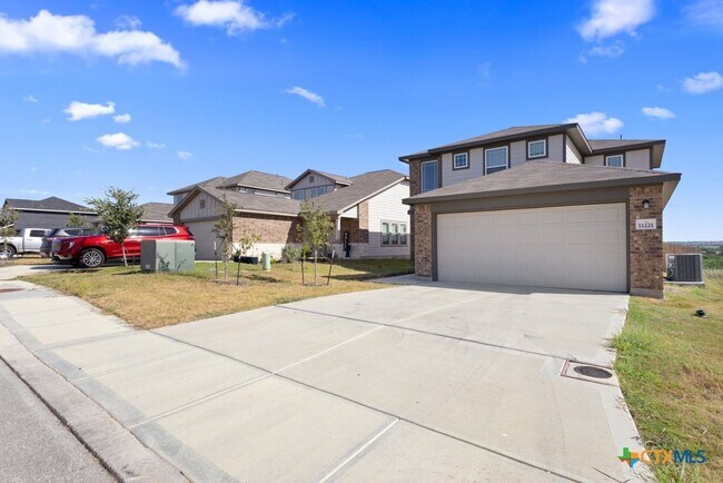 Building Photo - 11221 Hollinger Cir