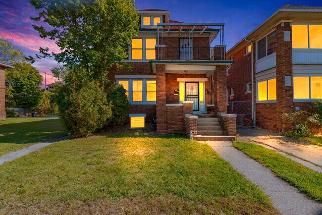 Primary Photo - 5061 Dailey Ave