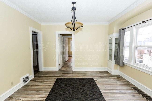 Building Photo - 3677 Ludgate Rd