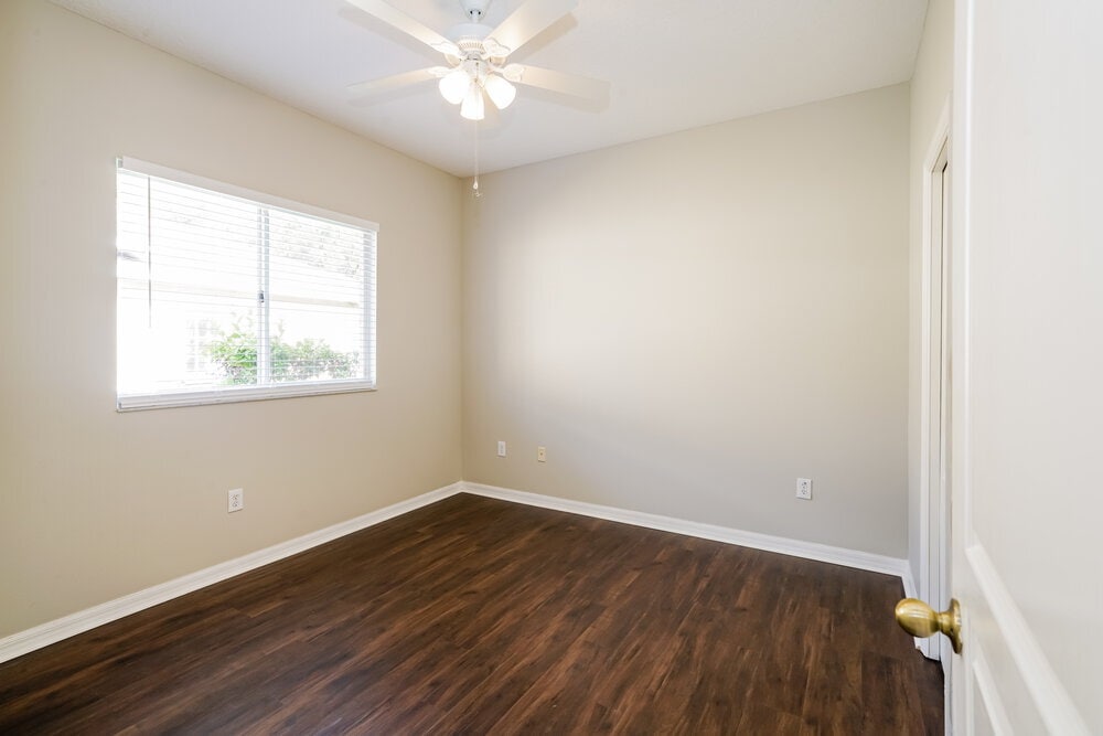 Building Photo - 8519 Parrots Landing Dr