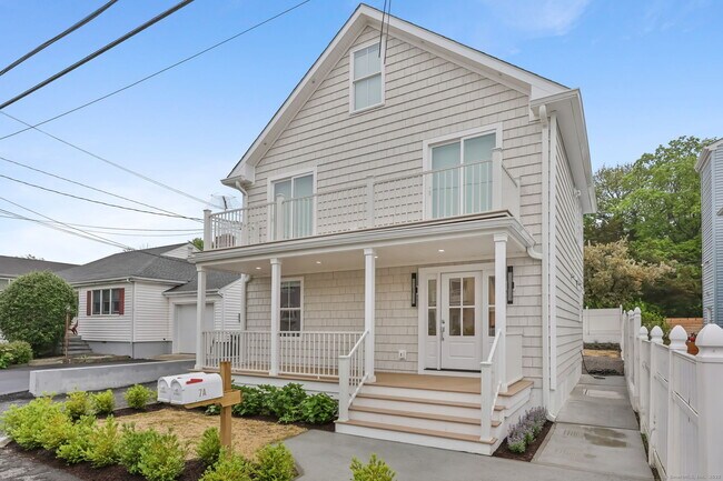 Building Photo - 7 Cos Cob Ave