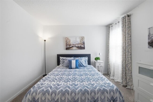 Building Photo - 4980 Four Strand Ct