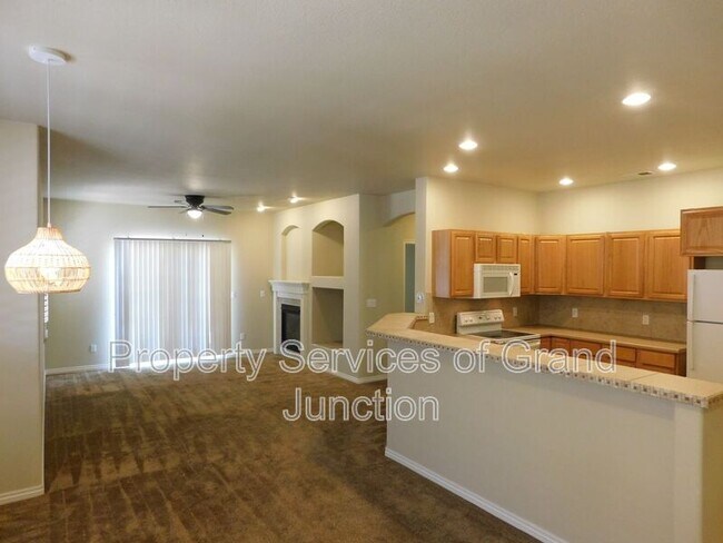Building Photo - 737 Canvasback Cir