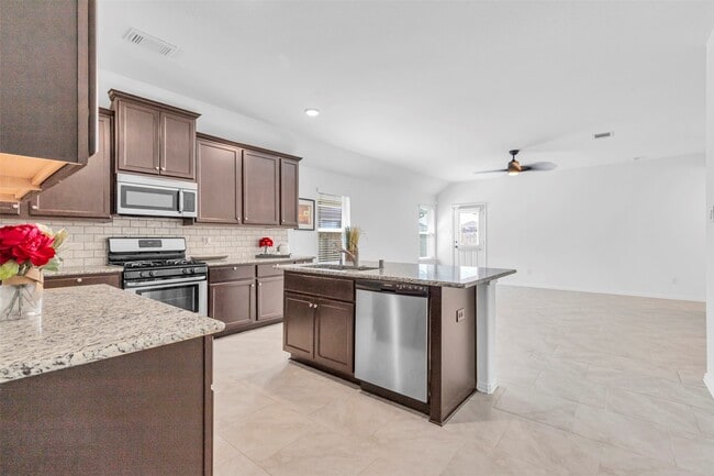 Building Photo - 4439 Aversa Dr