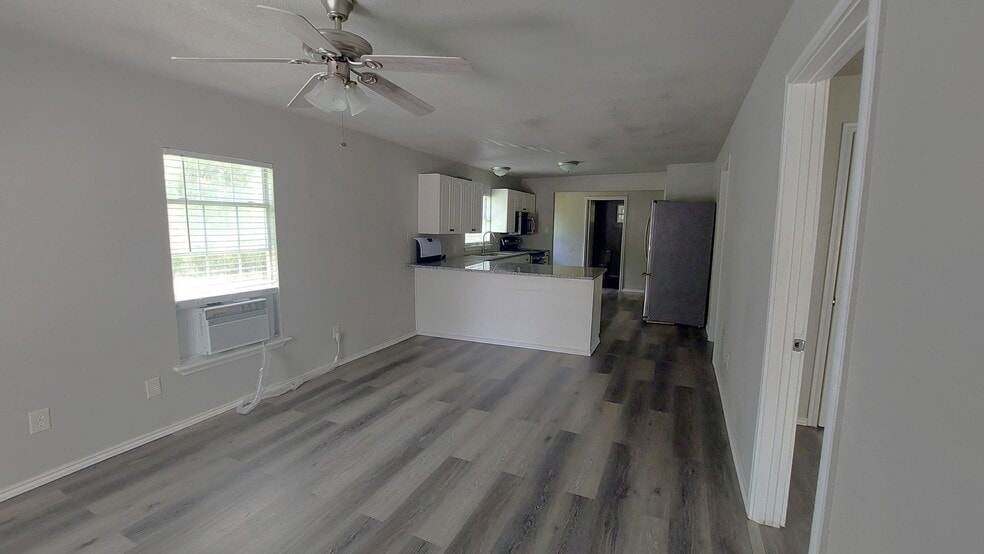 Building Photo - 1107 Beech St