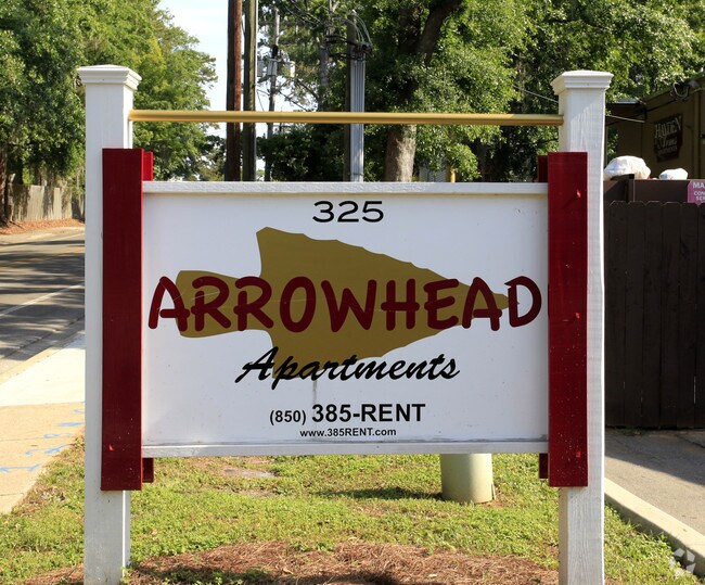 Arrowhead Apartments 325 Hayden Rd Tallahassee FL 32304 Apartment