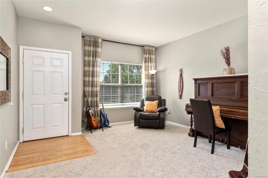 Building Photo - 14126 Petrel Dr