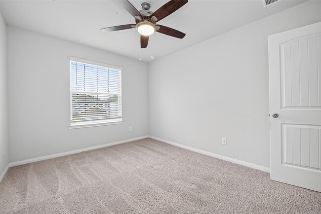 Building Photo - 4818 Blue Jacaranda Wy