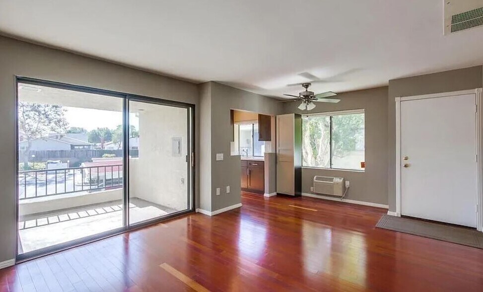 Building Photo - 11161 Camino Ruiz