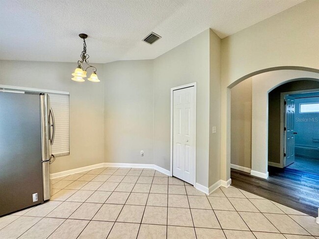 Building Photo - 18112 Canal Pointe St