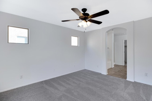 Building Photo - 9547 E Belmont Ave