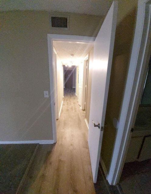 Building Photo - 202 Foxtail Dr