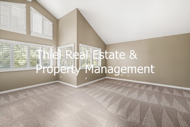 Building Photo - 2983 Flanagan Dr