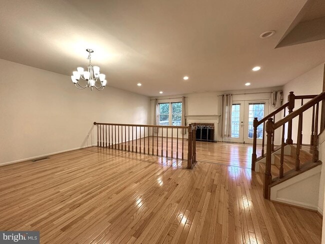Building Photo - 6042 Loganwood Dr