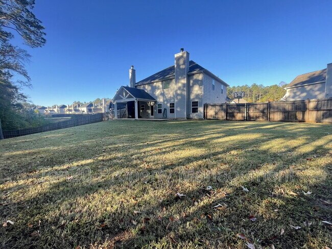 Building Photo - 236 Cedar Wy