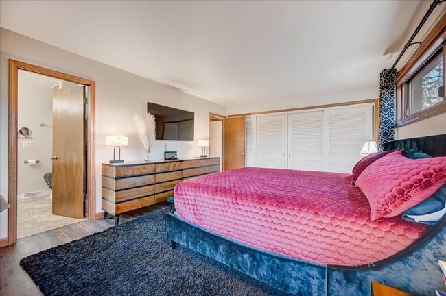 Building Photo - Spacious Elm Grove 3BR/2BA Ranch Single Fa...