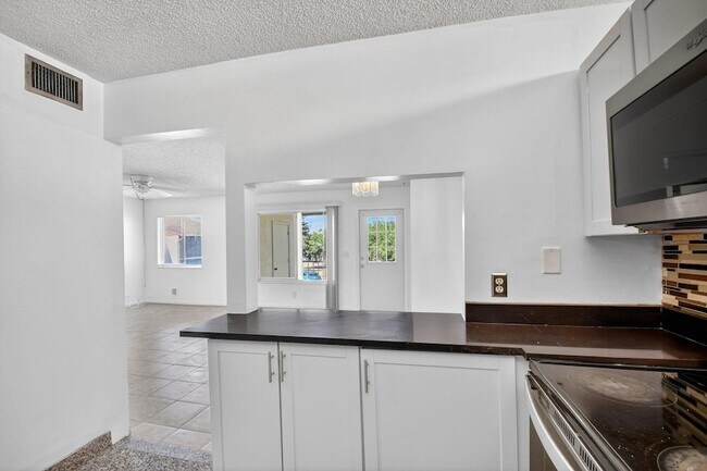 Building Photo - 4723 Sable Pine Cir