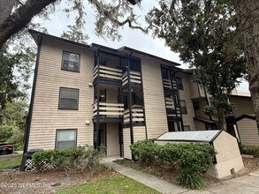 Building Photo - 1604 Arcadia Dr