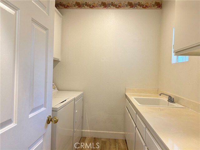 Building Photo - 10 Via Onza