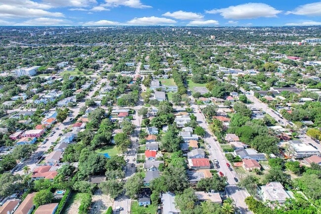 Building Photo - 47 NW 49th St