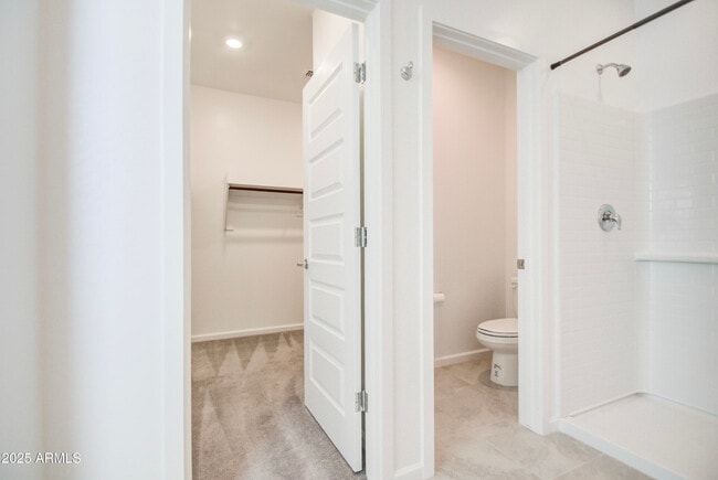 Building Photo - 4205 E Haley Dr