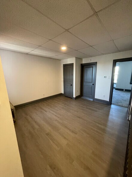 Building Photo - 1350 Mt Rose Ave