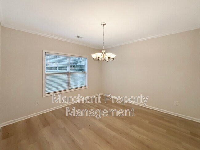 Building Photo - 459 Torrington Dr