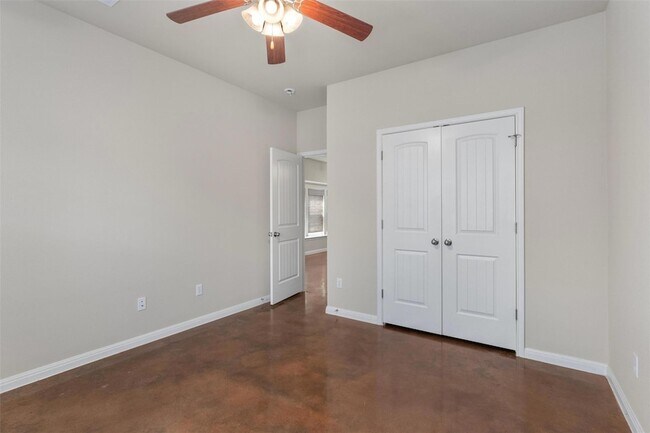 Building Photo - 4606 Graceful Ln