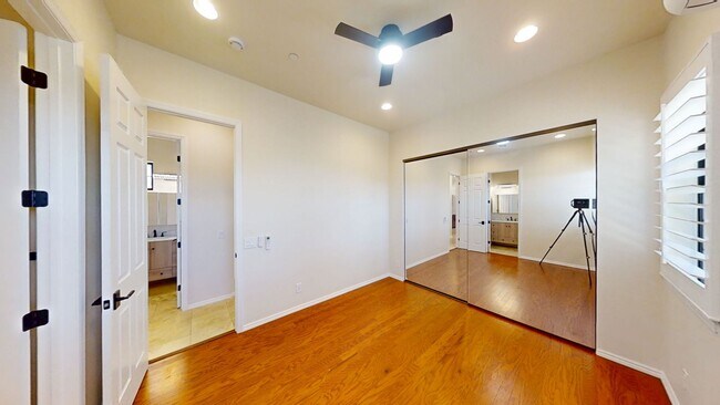 Building Photo - 37420 Leta Dr