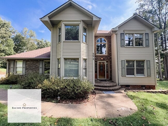 Primary Photo - Stunning Lakefront Retreat in Inman, SC