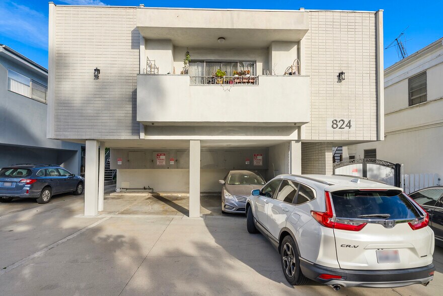 Building Photo - 824 S Shenandoah St