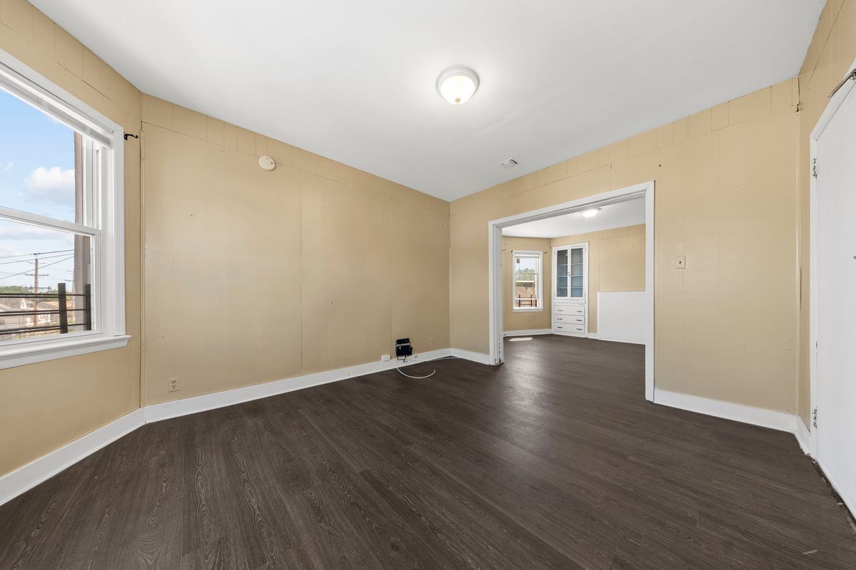 Building Photo - 359 Belmont Ave