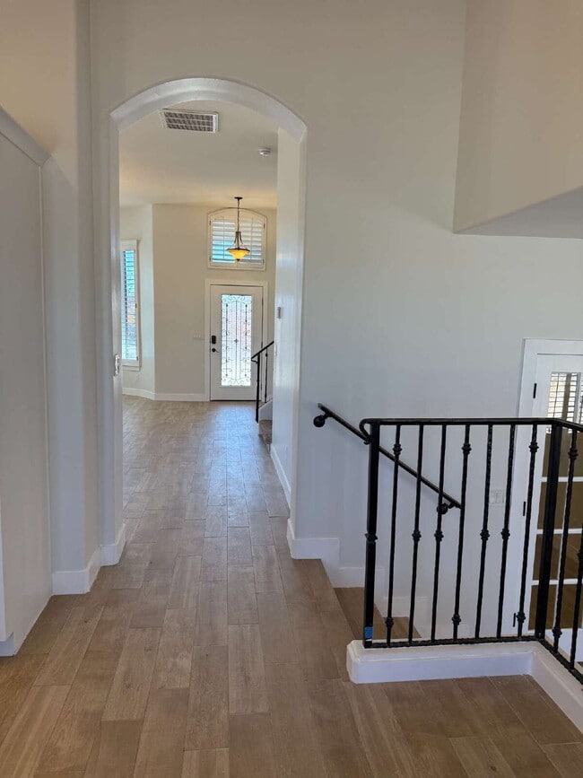 Building Photo - 3045 Woodhead