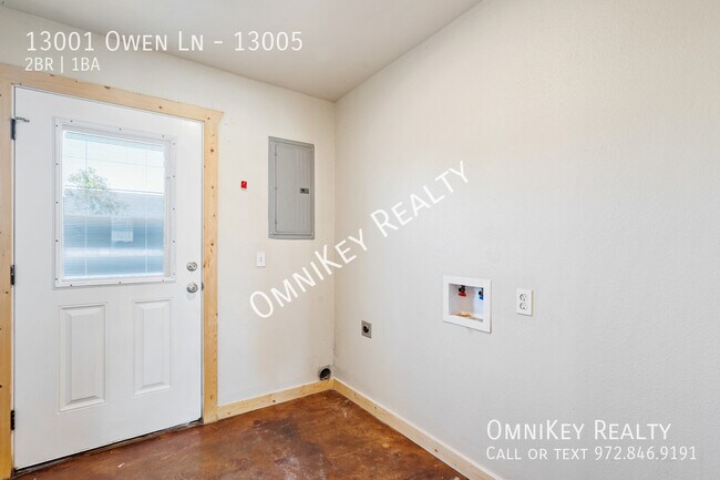 Building Photo - 13001 Owen Ln