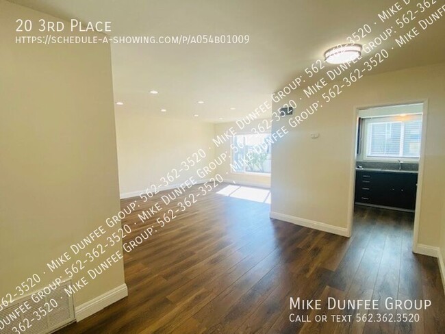 Building Photo - 20 3rd Pl
