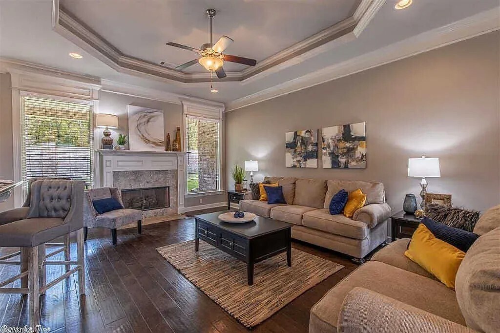 Building Photo - 9309 Meadow Gardens Cir