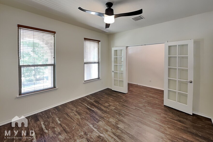 Building Photo - 1125 Sampley Ln