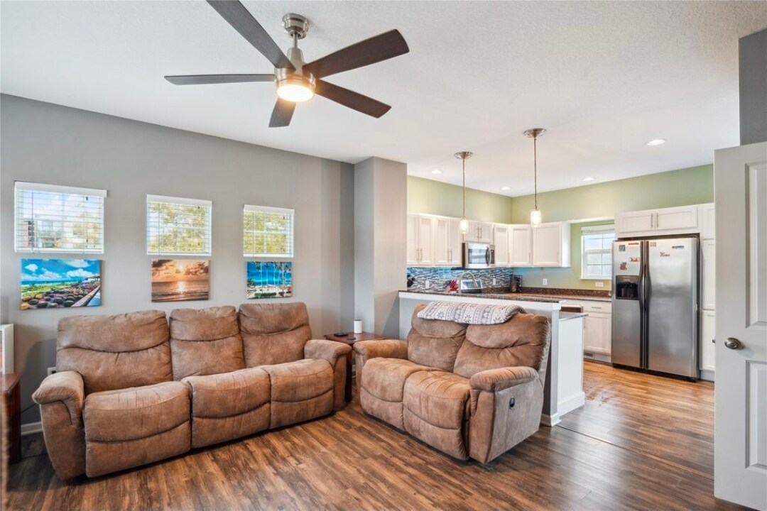 Building Photo - 2102 High St