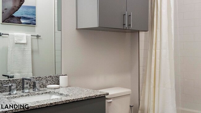 Building Photo - 185 Polaris Pointe