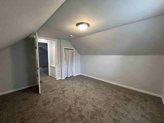 Building Photo - 7122 Indiana Ave