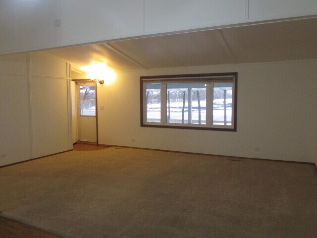 Building Photo - 324 6th St