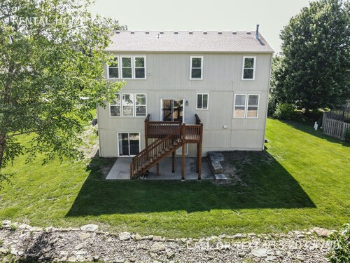 Building Photo - 1819 W Elm Terrace