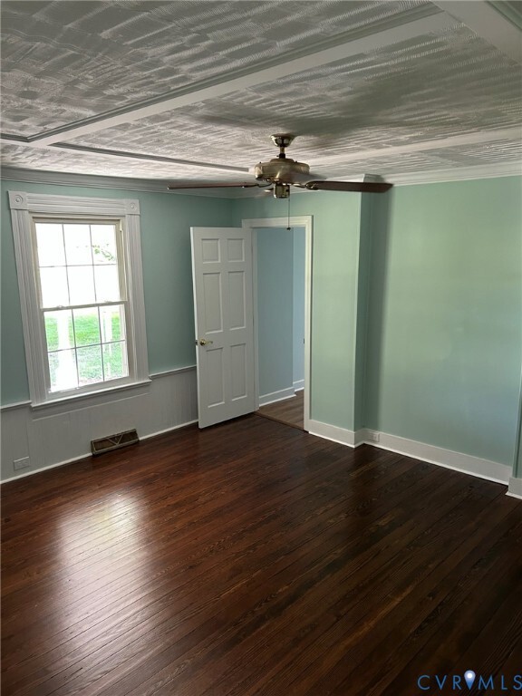 Building Photo - 2408 Ridge Rd