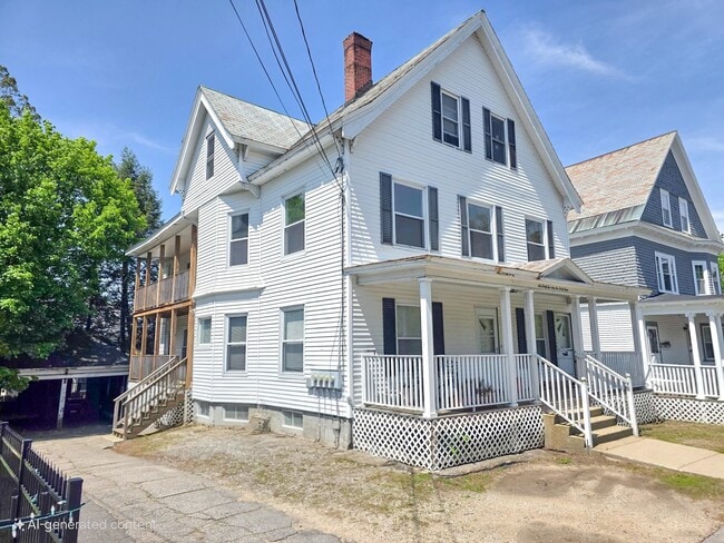 Building Photo - 644 Maple St